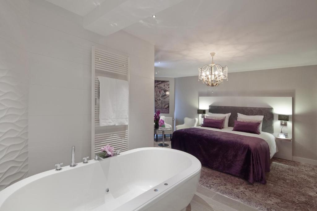Bubbelbad op Kamer Van der Valk Hotel Leiden
